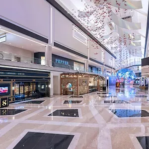 منتجع Conrad Vegas At World, لاس فيغاس